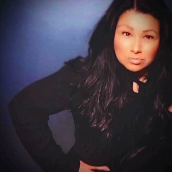 Meet your Posher, Luisana - Picture 1 of 1